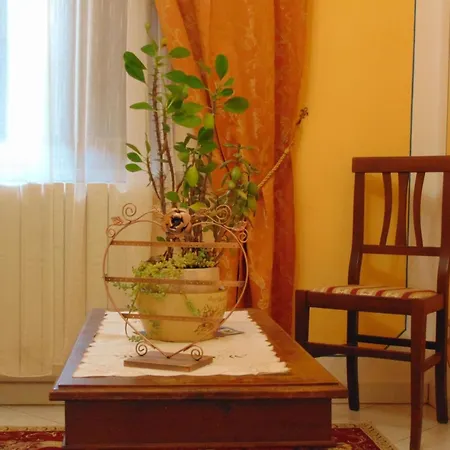 Appartement Gaestezimmer Fuer 4 Personen Ca 45 M In Pucciarelli, Trasimenischer See