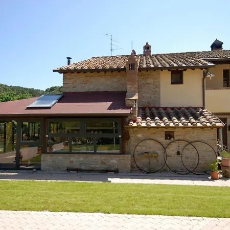 Gaestezimmer Fuer 4 Personen Ca 45 M In Pucciarelli, Trasimenischer See Apartament