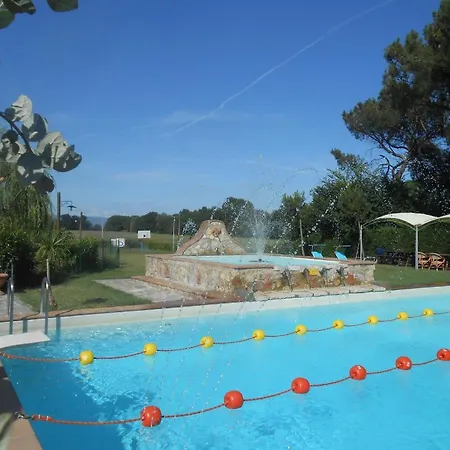 Gaestezimmer Fuer 4 Personen Ca 45 M In Pucciarelli, Trasimenischer See Pucciarelli