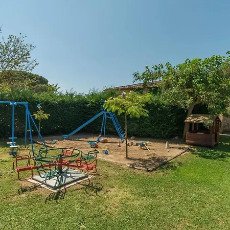 Gaestezimmer Fuer 4 Personen Ca 45 M In Pucciarelli, Trasimenischer See *
