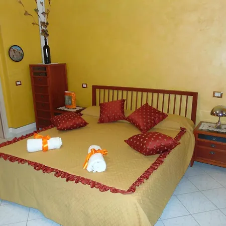 Gaestezimmer Fuer 4 Personen Ca 45 M In Pucciarelli, Trasimenischer See * Pucciarelli